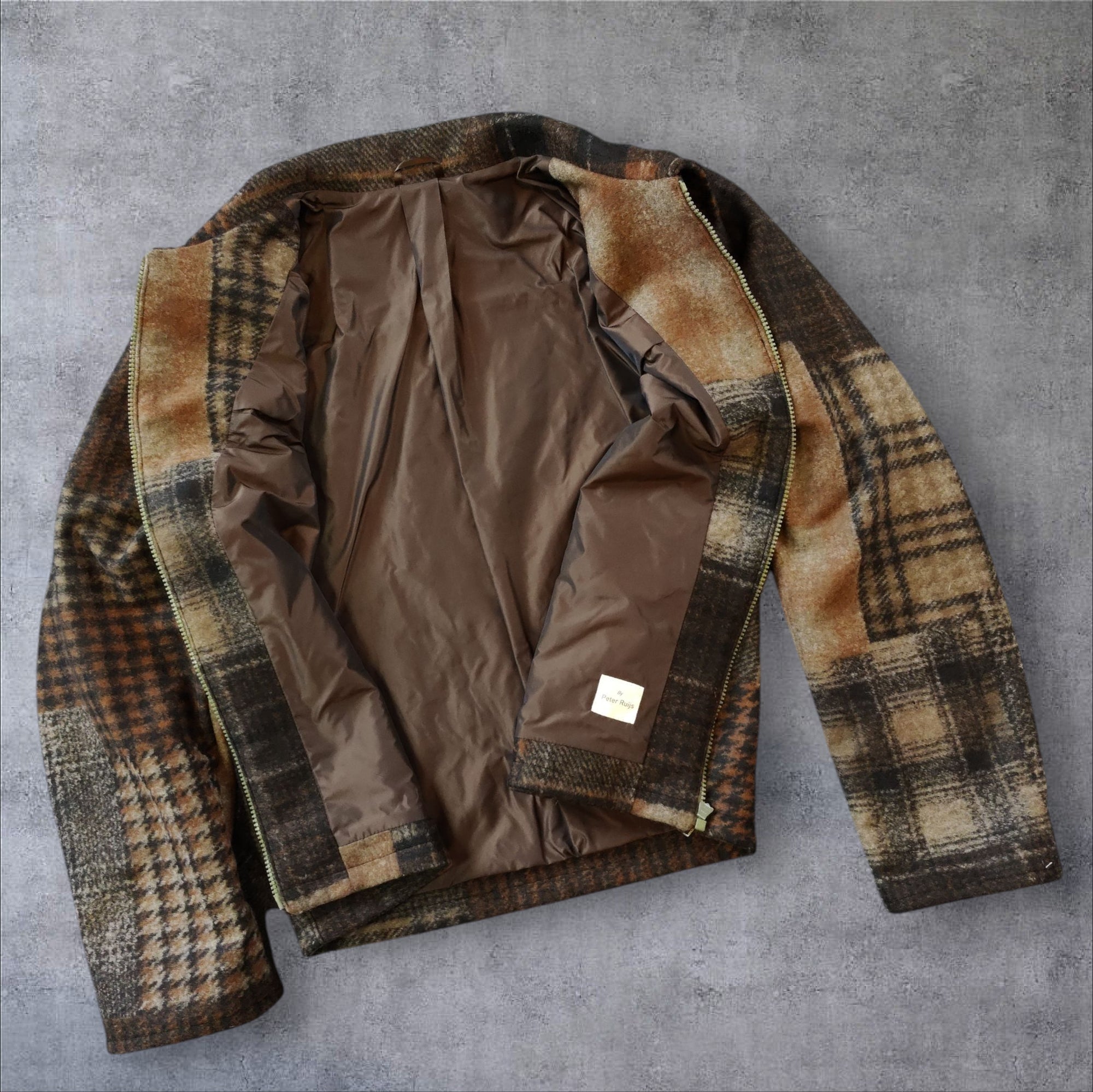 Woolen jacket size M