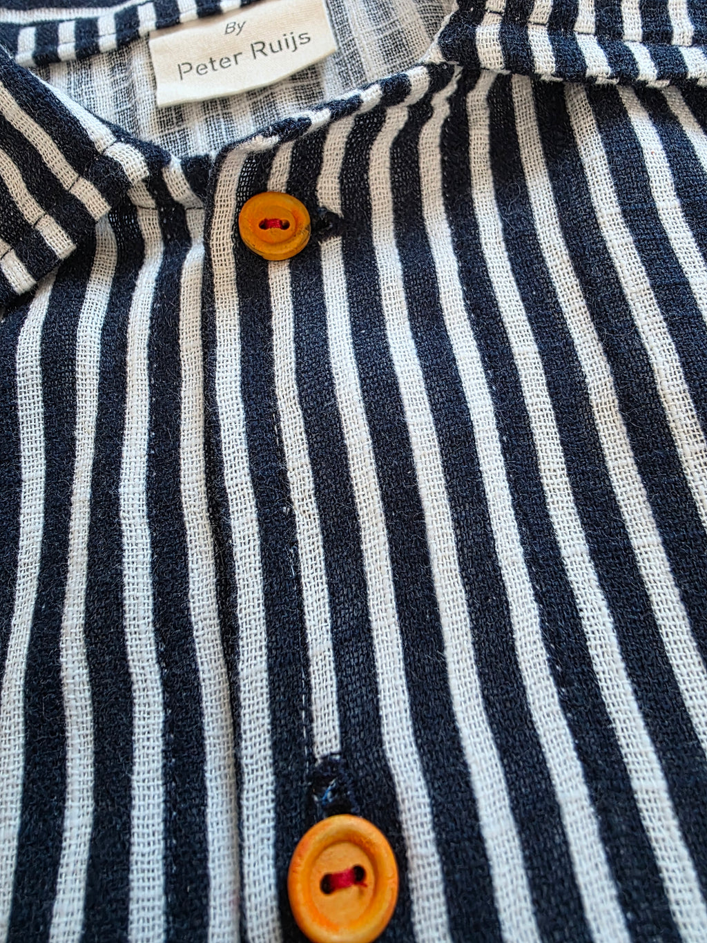 Short-sleeve cotton shirt. Biodegradable.